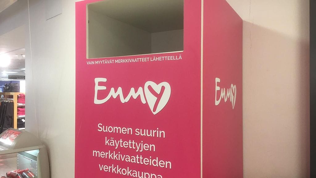 Vaatekierrätys, vaatteet, emmy, keräyslaatikko