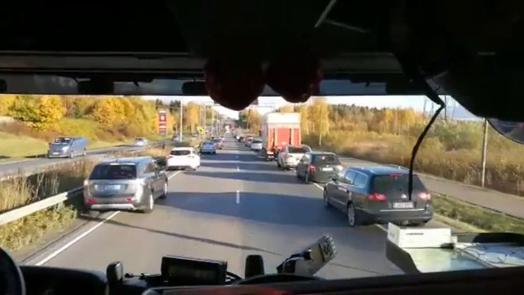 Kuvankaappaus palomies Tomi Laaksosen kuvaamalta videolta.