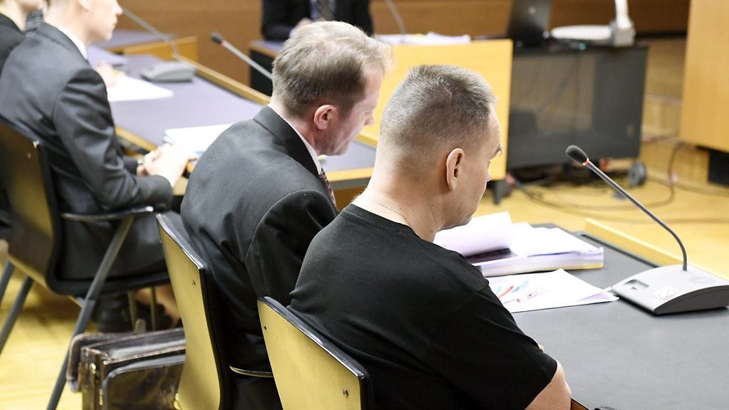 Syytetty (oik.) Helsingin käräjäoikeudessa tiistaina 24. lokakuuta 2017.