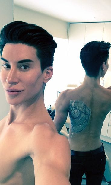 Justin Jedlica eli Ihmis-Ken 1