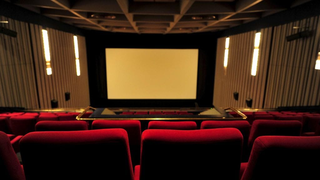 Hallitus aikoo leikata Elokuvasäätiön rahoitusta noin kolmanneksella. Kuvituskuva on elokuvateatteri Maximista Helsingistä vuodelta 2016.