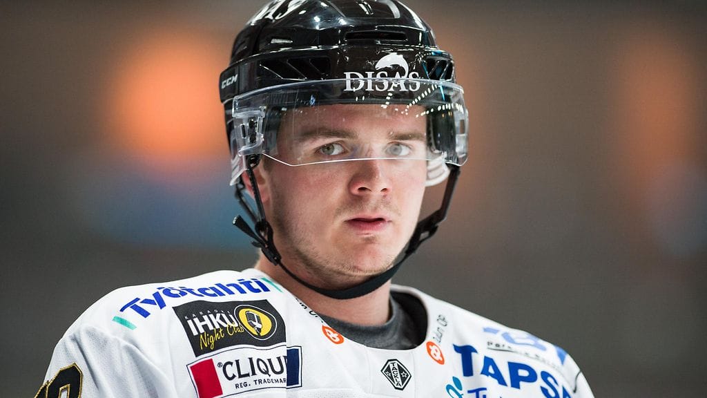 Julius Junttila johtaa SM-liigan pistepörssiä.