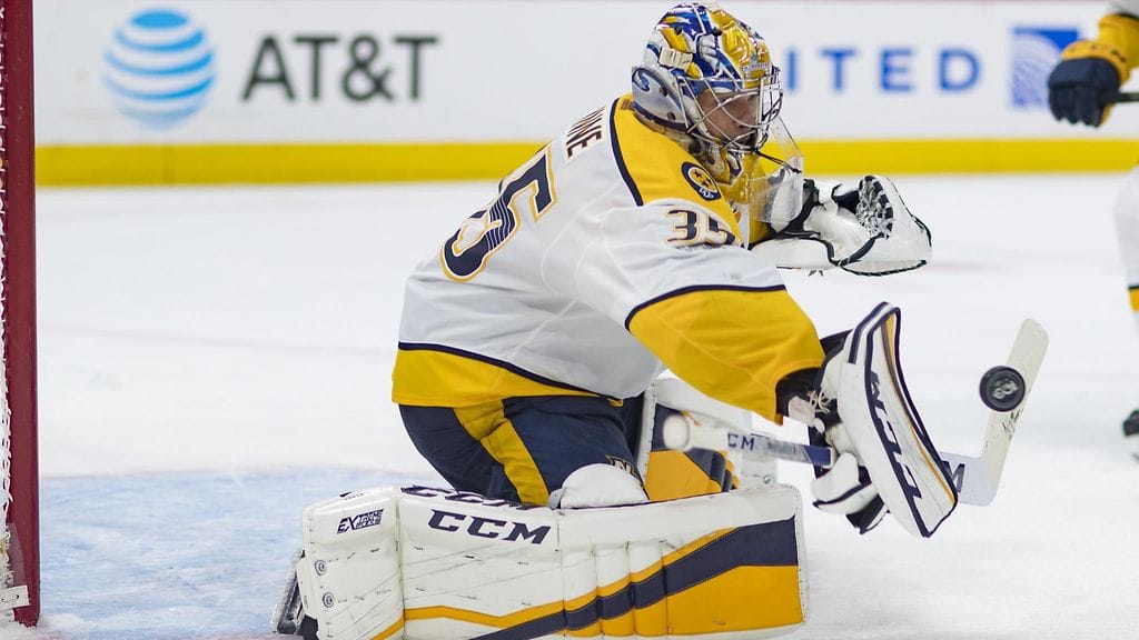Pekka Rinne valittiin Chicago–Nashville-ottelun ykköstähdeksi.