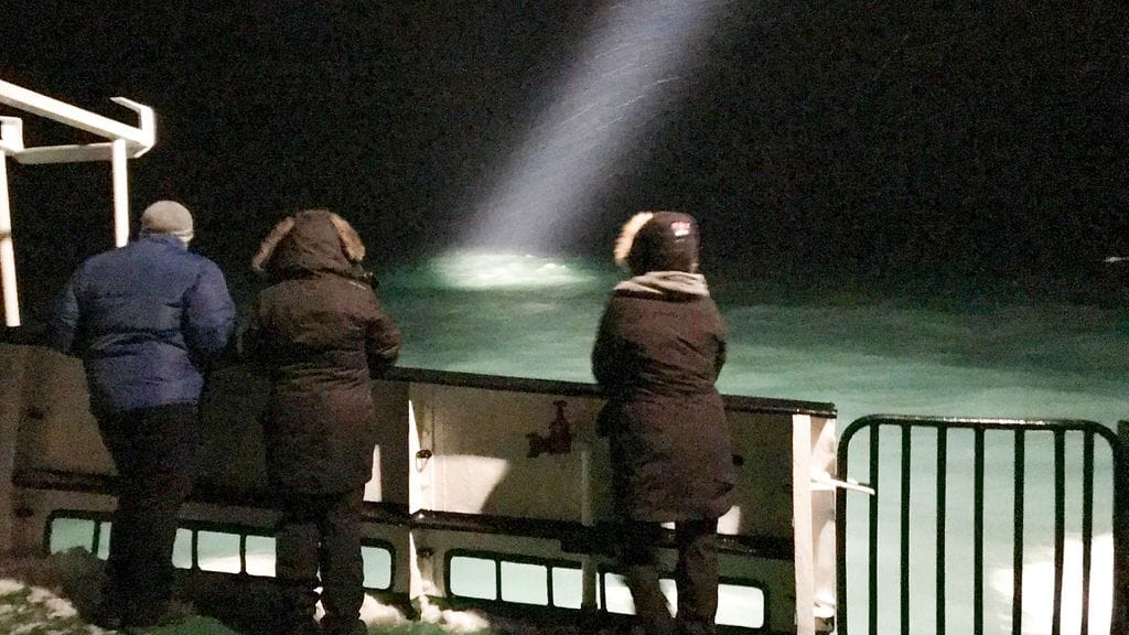 Turistit seurasivat helikopterin etsintöjä 26- lokakuuta.