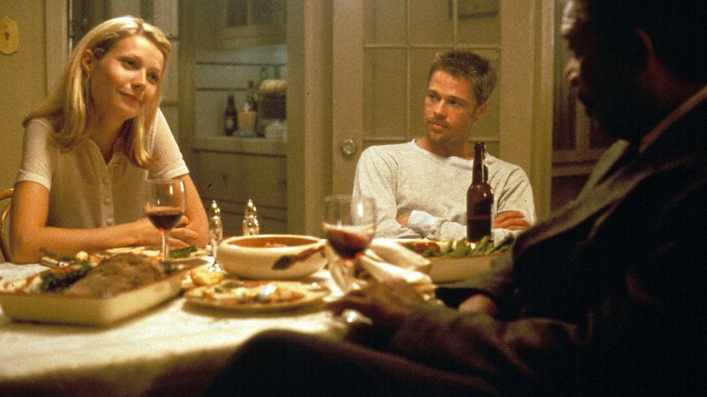 Gwyneth Paltrow, Brad Pitt ja Morgan Freeman Seitsemän-elokuvassa vuonna 1995.