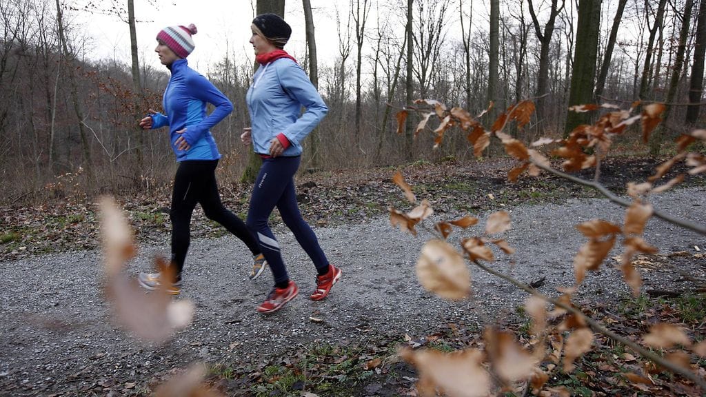 Tutkimuksessa niillä, jotka eivät liikkuneet lainkaan, oli 44 prosenttia suurempi riski sairastua masennukseen kuin niillä, jotka liikkuivat viikossa tunnin tai kaksi. Kuvituskuva.