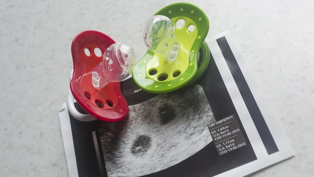 Uutinen kahdesta vauvasta tuli sekä äidille että lääkäreille järkytyksenä.