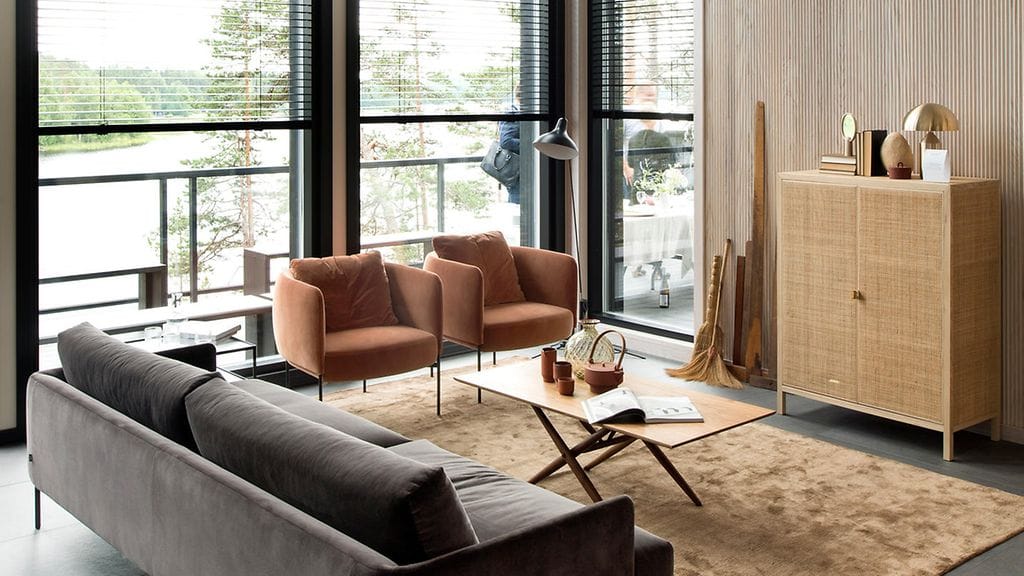 Suomalaiset arvostavat laatua ja aikaa kestävää designia. Mikkelin yleisöäänestyksessä kolmanneksi tulleen Harmaja Saimaan pintamateriaalit ja värien käyttö saivat kiitosta.