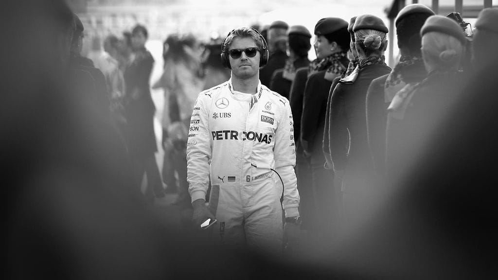Nico Rosberg matkalla uransa viimeiseen F1-kisaan Abu Dhabisssa.