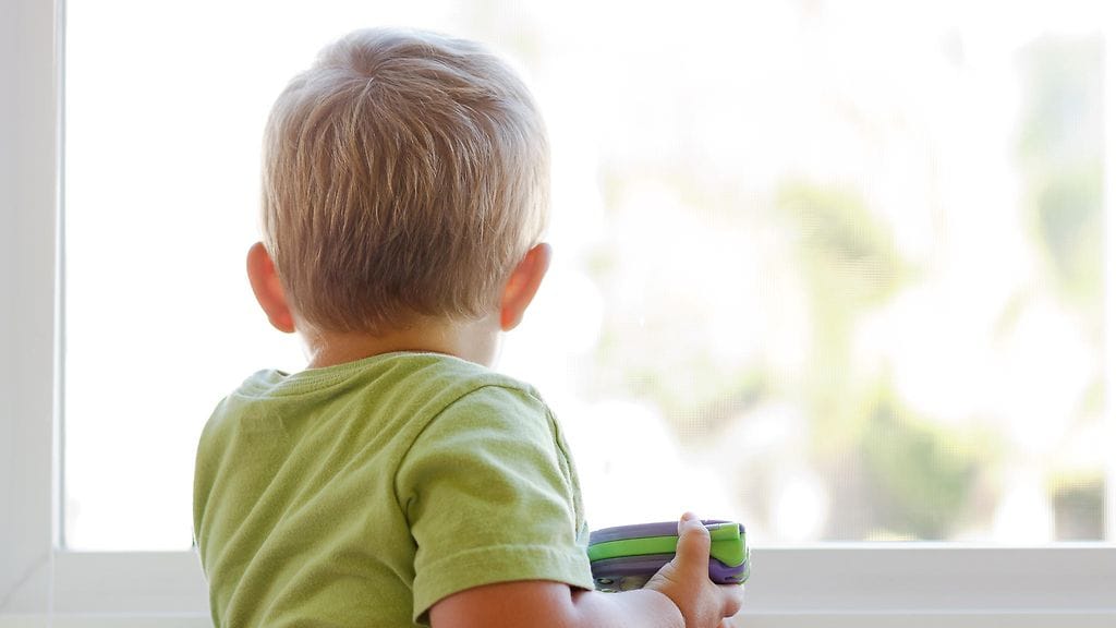 Kylpyhuoneen ikkuna koitui pikkupojan kohtaloksi.