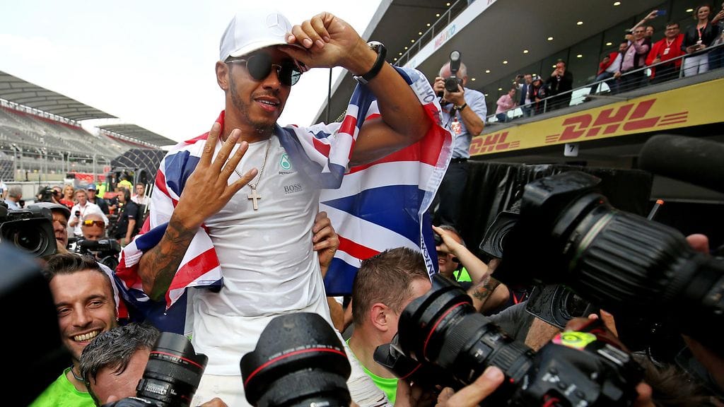 Lewis Hamilton ja neljä mestaruutta.