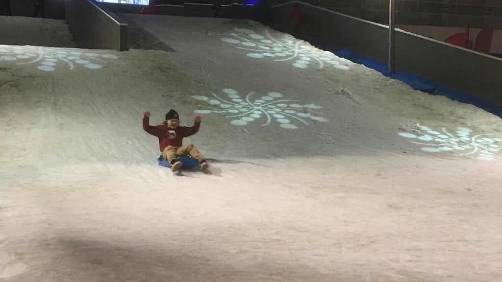 Keinolumi, lumi, Messukeskus