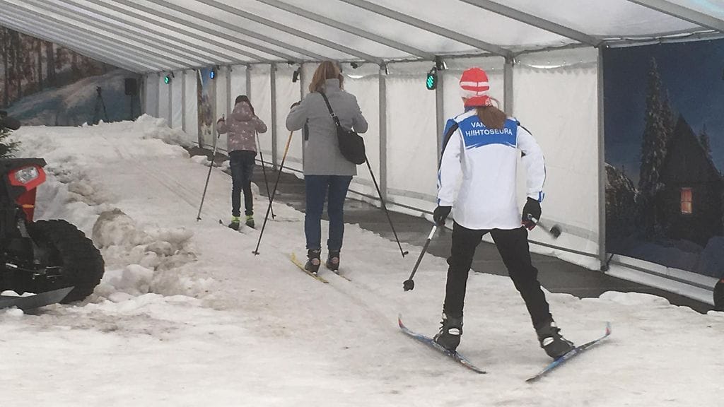 Keinolumi, lumi, Messukeskus, latu