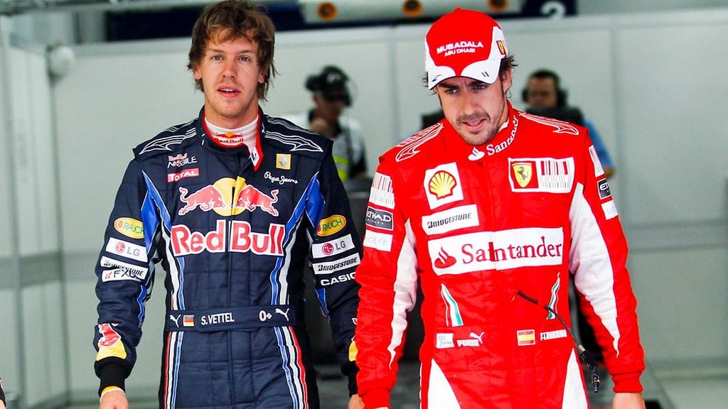 Sebastian Vettel ja Fernando Alonso Etelä-Korean GP:ssä lokakuussa 2010.