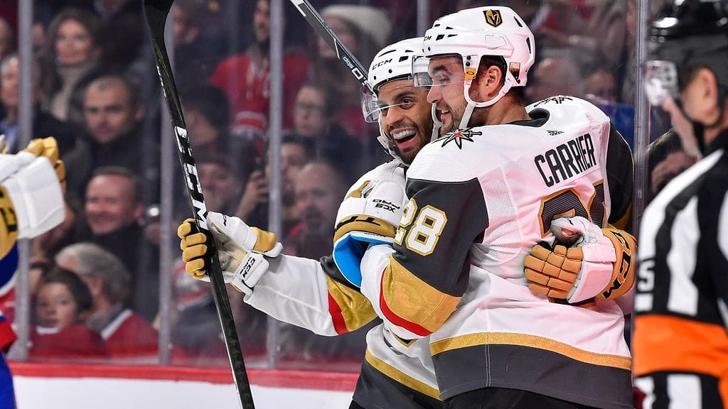 Pierre-Edouard Bellemare (vas.) ja William Carrier juhlivat Bellemaren häikäisevää 1–2-kavennusmaalia Montrealia vastaan.