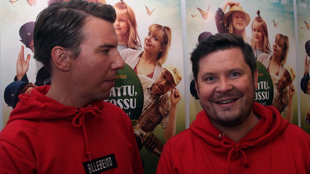 Aku Hirviniemi ja Janne Kataja 9. marraskuuta Heinähattu, Vilttitossu ja Rubensin veljekset -elokuvan lehdistötilaisuudessa.