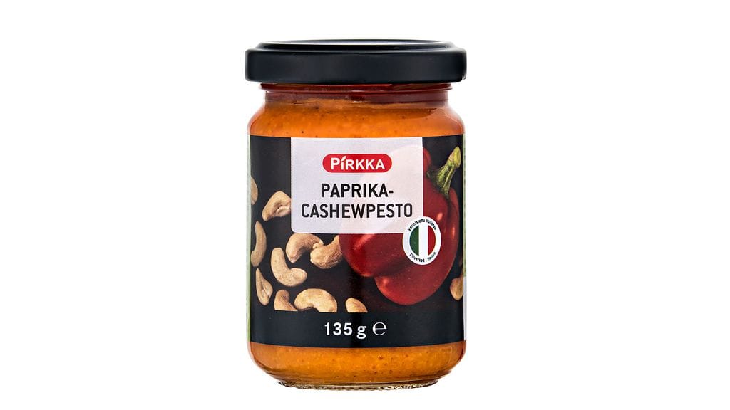 Erä Pirkan paprika-cashewpestoa vedetään mynnistä.