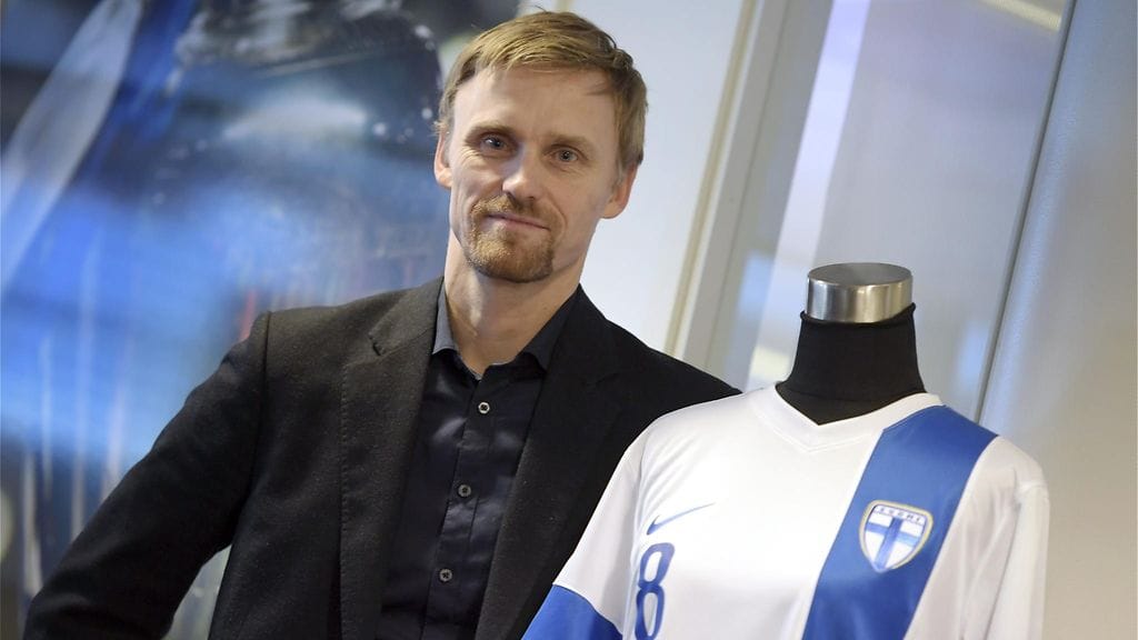 Palloliiton pelaajakehityspäällikkö Hannu Tihinen marraskuussa 2016.