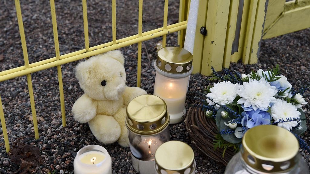 Isä surmasi kolmivuotiaan lapsensa porvoolaisessa leikkipuistossa marraskuussa.