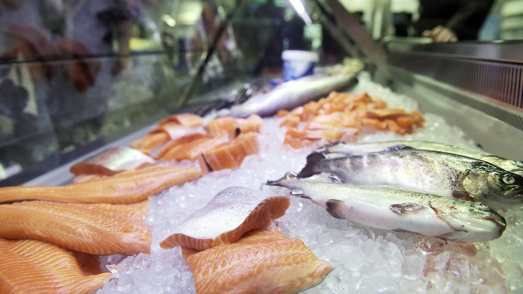 Kala-aterioita kannattaa suunnitella useampia joka viikko.