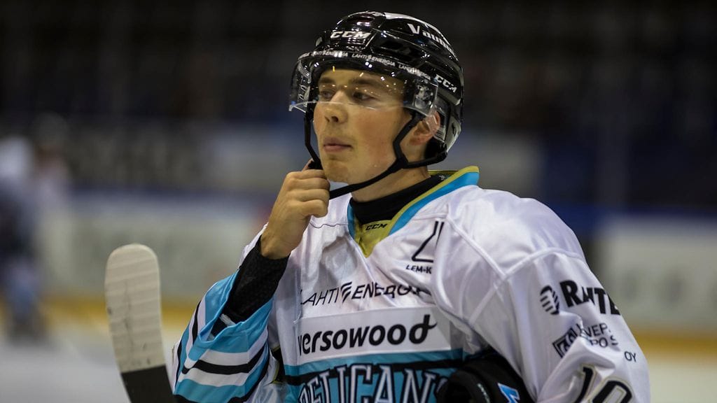 Joel Mustosen ja Pelicansin tiet erkanevat.