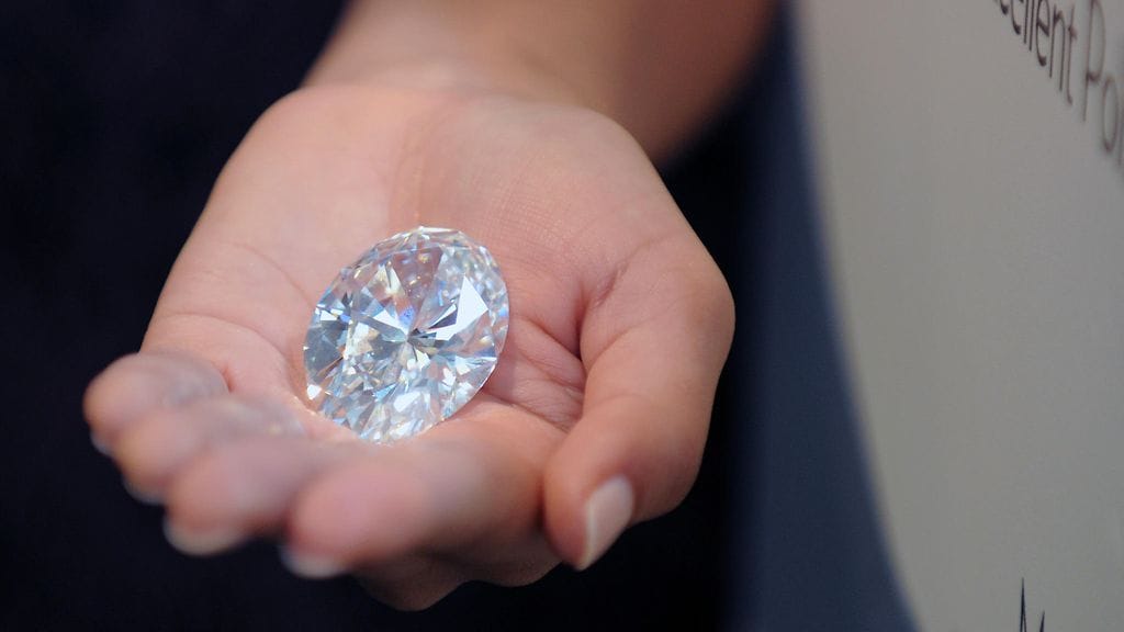 Vuonna 2013 Sotheby'sin huutokaupassa myytiin runsaan 118 karaatin timantti noin 26 miljoonalla eurolla.