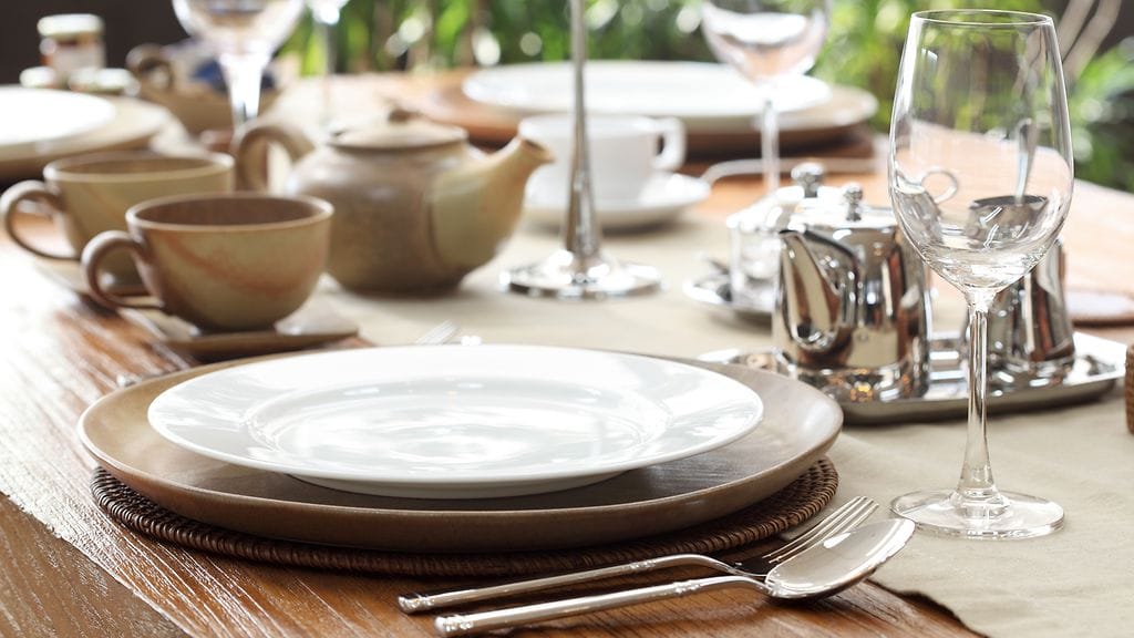 Thaimassa kannattaa muistaa, että haarukkaa ei koskaan kuulu laittaa suuhun.