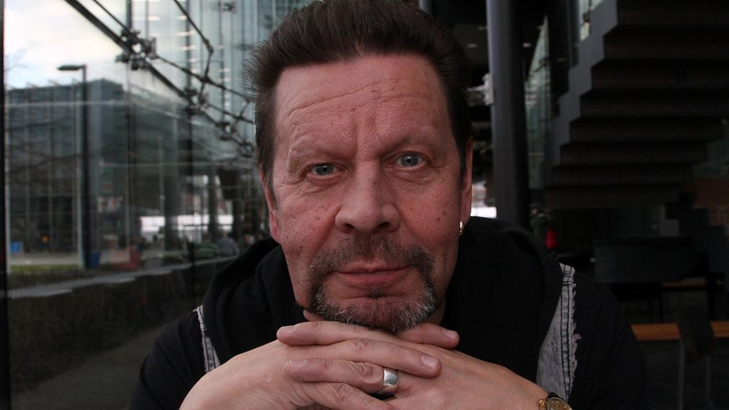 Pate Mustajärvi kommentoi Metallican Popeda-esitystä.