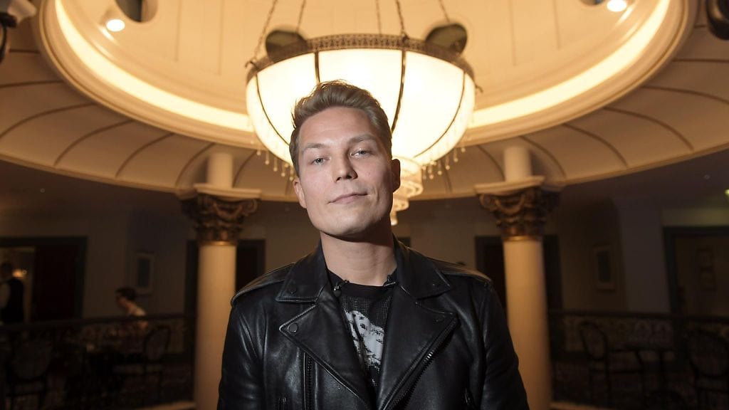 Jare Tiihonen Cheek 15.11.20117 (3)