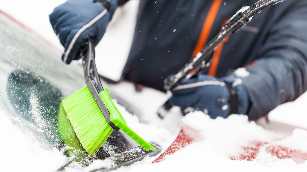 Jos tuulilasinpyyhkijät toimivat hyvin, pysyy näkyvyys hyvänä koko ajomatkan ajan.