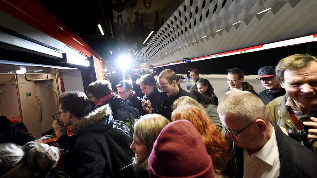 Länsimetron eka ajo 6