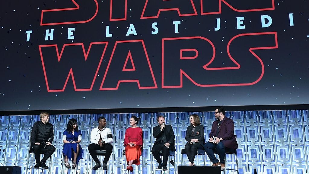 Tähtien sota -jengiä huhtikuu 2017 Mark Hamill, Kelly Marie Tran, John Boyega, Daisy Ridley, Rian Johnson, Kathleen Kennedy, Josh Gad