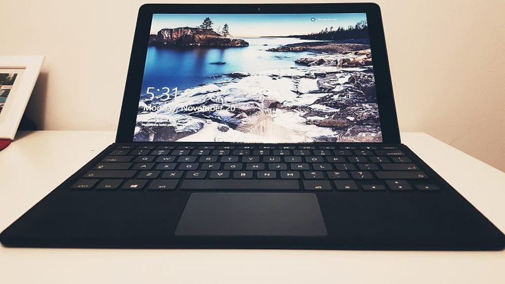 Eve-Techin uusi Eve V -tietokone kerää kehuja maailmalta.