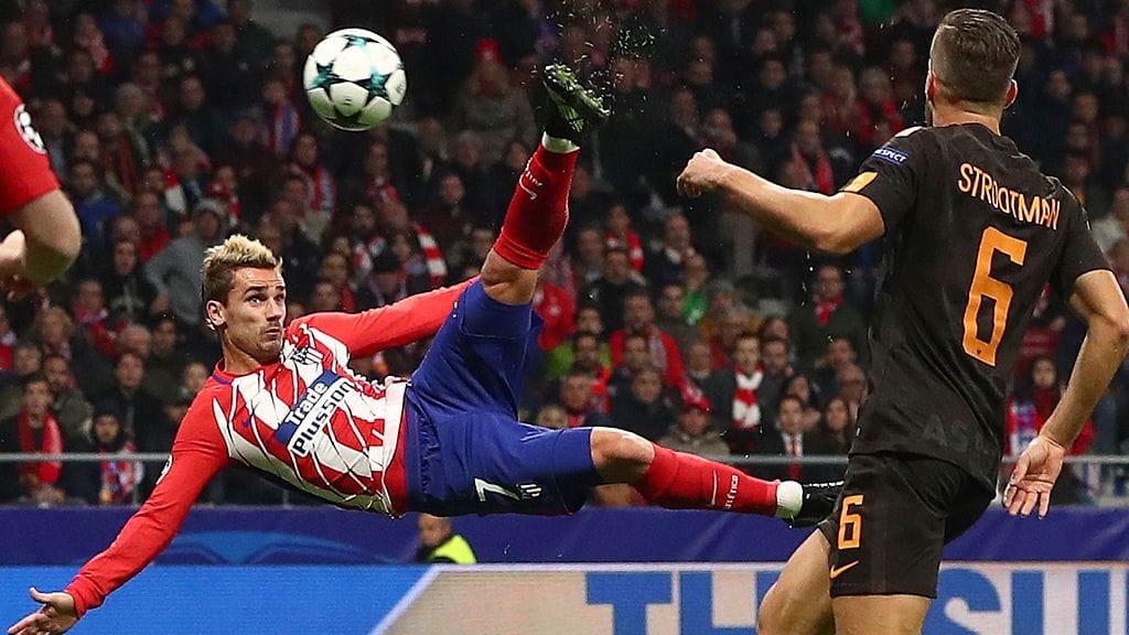 Antoine Griezmann näytti iskemässään maalissa saksipotkun mallia.