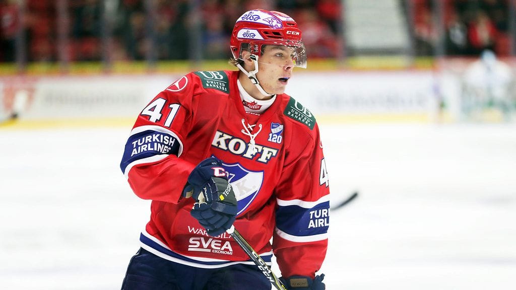 Miro Heiskanen nousi ratkaisijaksi illan ottelussa.