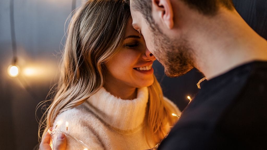 Rakastuneena ei ole syytä laittaa toisen toiveita ja tarpeita omien edelle.