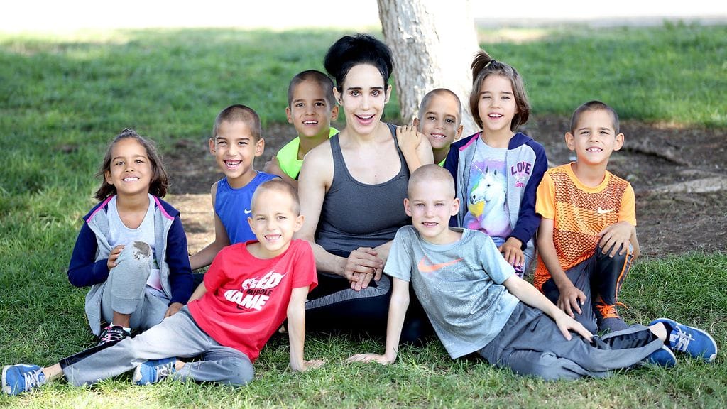 Vuonna 2009 syntyneestä kahdeksikosta on kasvanut vilkas lapsikatras.