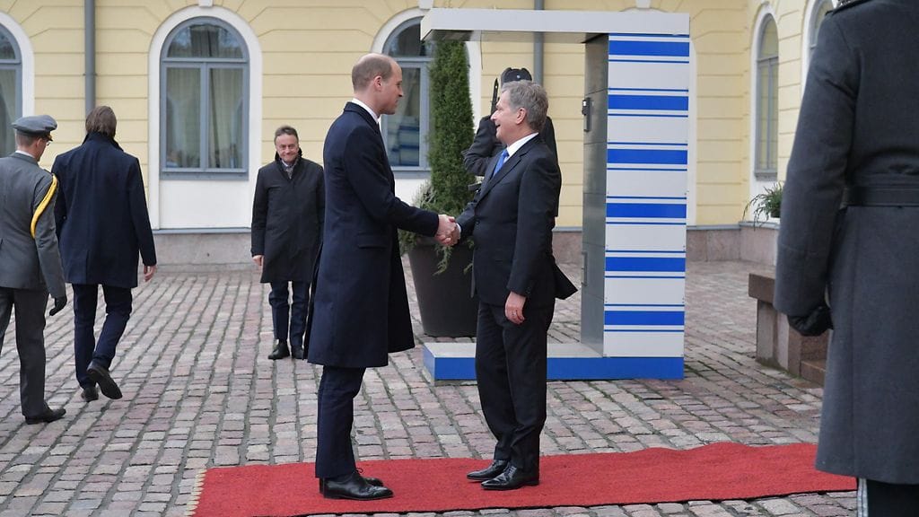 Prinssi William ja Sauli Niinistö Presidentinlinnan edessä 29.11.2017 2
