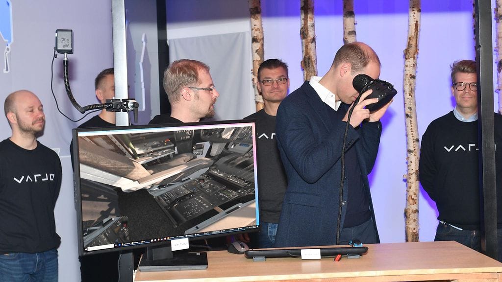 Prinssi William Slushissa 30.11.2017 VR-lasit 6