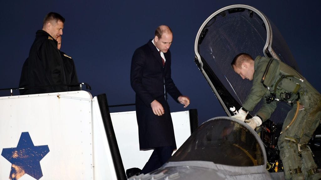 Prinssi William tutustui Suomen ilmavoimien toimintaan 30.11.2017 2