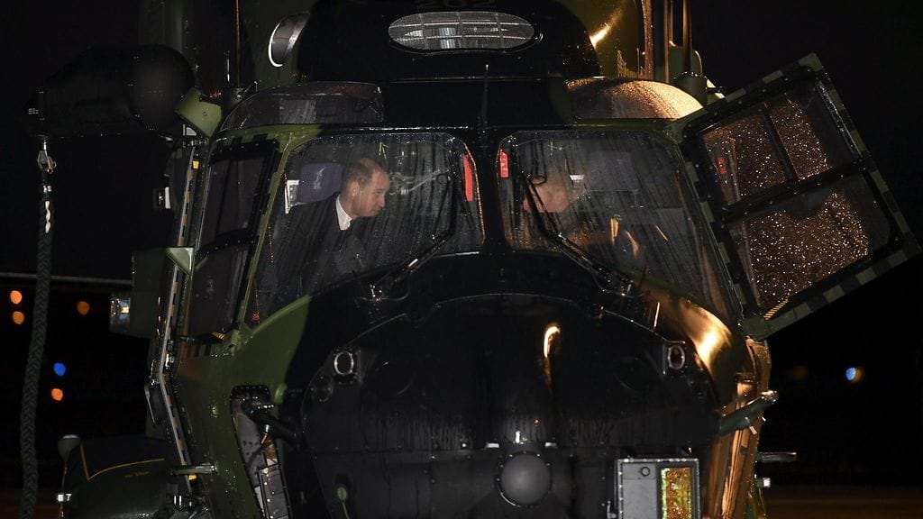 Prinssi William tutustui Suomen ilmavoimien toimintaan 30.11.2017 7