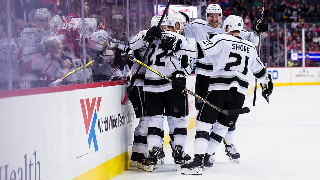 Los Angeles Kings juhli Jussi Jokisen maalia.