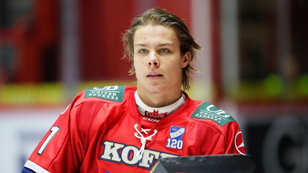 Miro Heiskanen palaa kaukaloon.