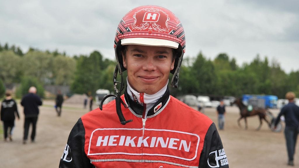 Santtu Raitalan salainen ase yöllisille ajoreissuille on keskusteluohjelmat kännykästä.