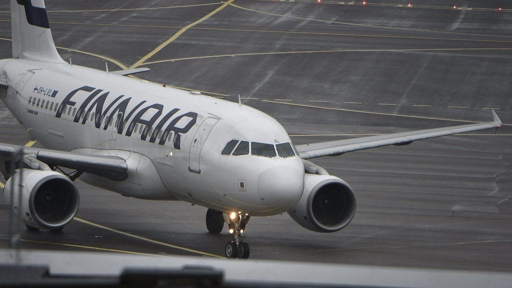 Kuvituskuvassa lentoyhtiö Finnairin kone Helsinki-Vantaan lentokentällä 26. lokakuuta 2016.