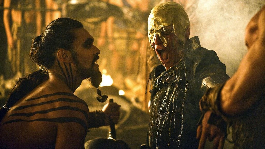 Jason Momoa (vasemmalla) Game of Thronesissa vuonna 2011.