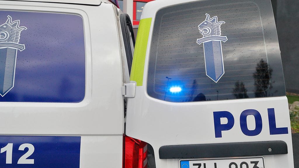 Uhkailuksi äitynyt kyläreissu toi putkareissun.