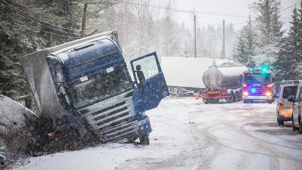 Vakava rekkakolari tapahtui viime keskiviikkona Tuusniemellä.