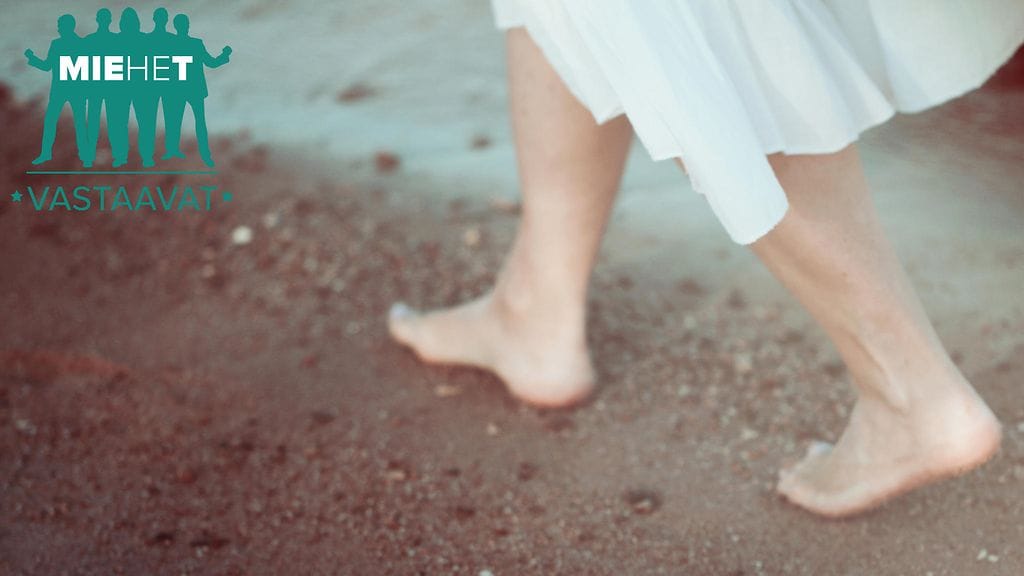 Juttusarjassa miehet vastaavat joka viikko lukijoiden kysymyksiin.