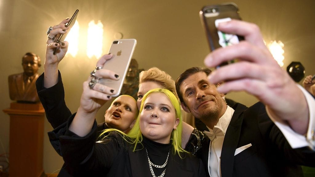 linnan juhlat selfiet alma (2)